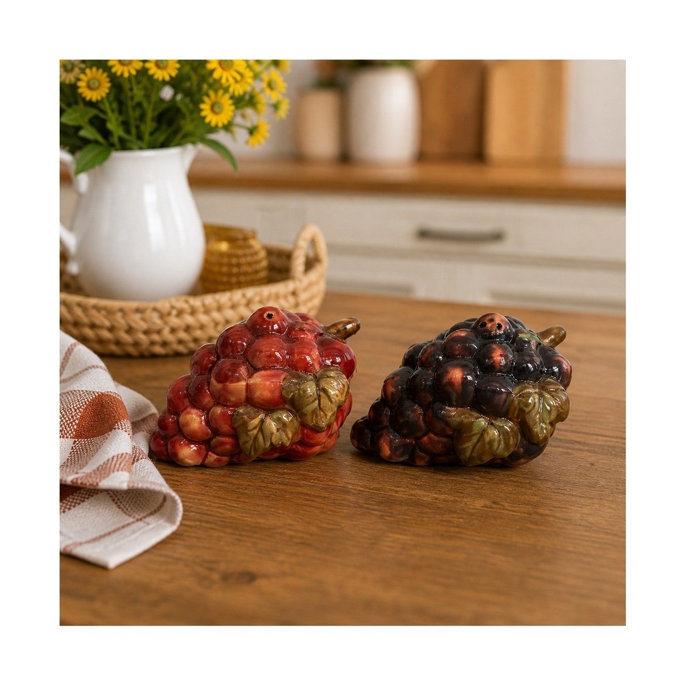 Vintage Grape Cluster Salt and Pepper Shakers Ceramic Purple Red Fruit Set